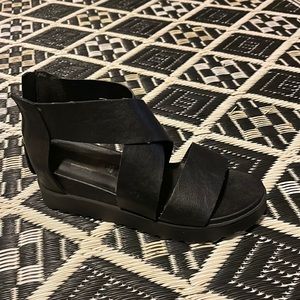 STEVEN by STEVE MADDEN